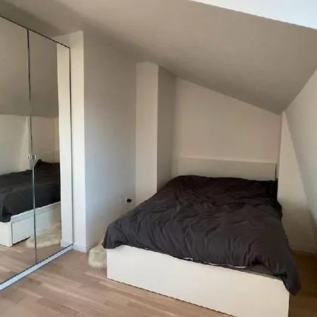 Modern Close To Paris *
