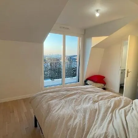 Modern Close To Paris *