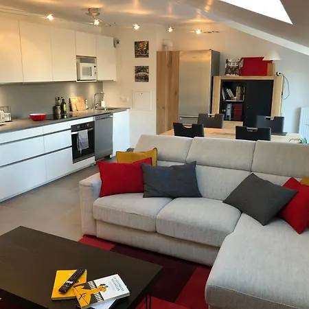 Modern Close To Paris *
